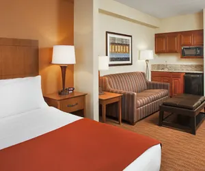 Photo 4 - Holiday Inn Express Coralville, an IHG Hotel