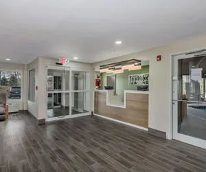 Photo 3 - College Inn