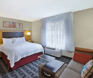 Photo 2 - Towneplace Suites By Marriott Brookfield