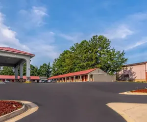 Photo 2 - Americas Best Value Inn Opelika