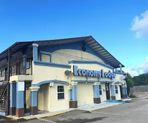 Photo 2 - Economy Lodge by Hotel O Texas City