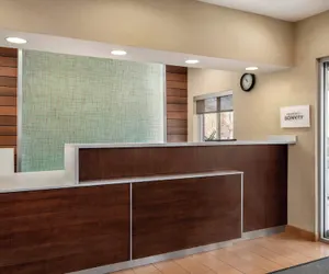 Photo 3 - Fairfield Inn by Marriott Philadelphia Airport