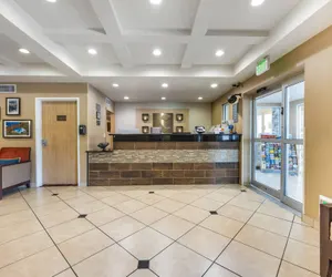 Photo 2 - Comfort Inn & Suites Orem - Provo