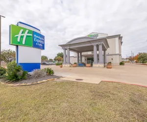 Photo 2 - Holiday Inn Express & Suites College Station, an IHG Hotel