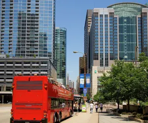 Photo 2 - Embassy Suites by Hilton Chicago Downtown Magnificent Mile