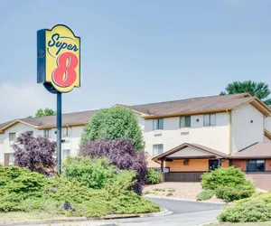 Photo 2 - Super 8 by Wyndham Hagerstown I-70