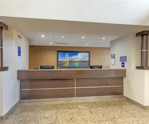Photo 3 - Best Western Northwest Inn