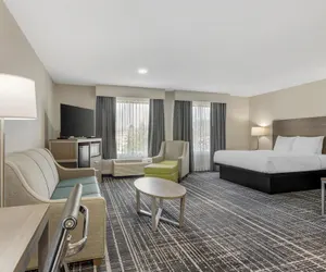 Photo 5 - Best Western Commerce Inn