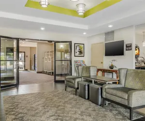 Photo 3 - Best Western Commerce Inn