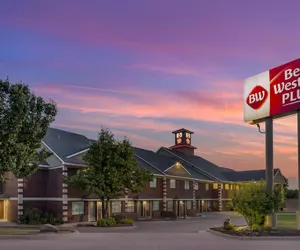 Photo 2 - Best Western Plus Yukon