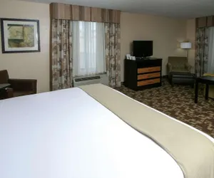 Photo 5 - Country Inn & Suites by Radisson, Shelby, NC