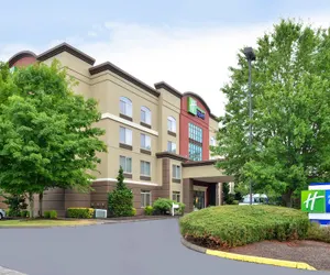 Photo 2 - Holiday Inn Express Portland West/Hillsboro, an IHG Hotel