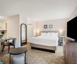 Photo 2 - Sonesta ES Suites Portland Vancouver 41st Street