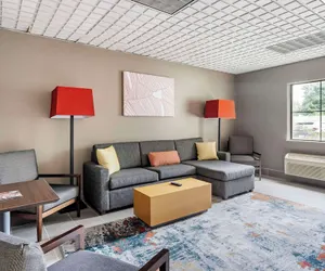 Photo 5 - Country Inn & Suites by Radisson, Pickerington, OH