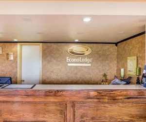 Photo 2 - Econo Lodge McAlester