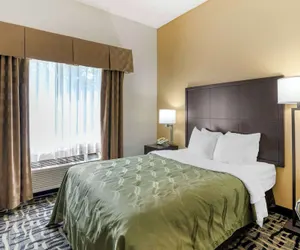 Photo 4 - Spark by Hilton La Grange