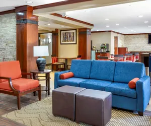 Photo 4 - Comfort Inn Hoffman Estates - Schaumburg