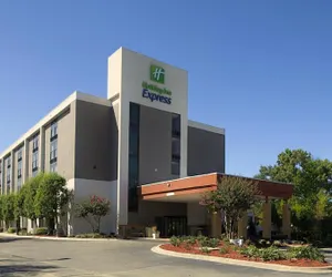 Photo 2 - Holiday Inn Express Tallahassee - I-10 E, an IHG Hotel