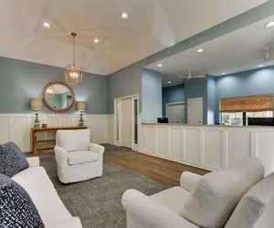 Photo 3 - Mariners Suites