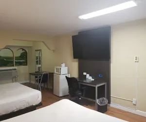 Photo 5 - Envi Boutique Hotel