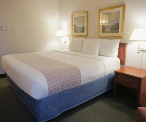 Photo 5 - La Quinta Inn by Wyndham Ft. Lauderdale Tamarac East