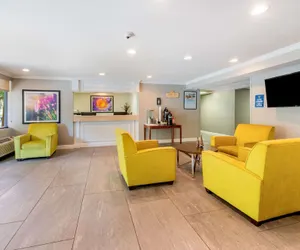 Photo 4 - La Quinta Inn by Wyndham Ft. Lauderdale Tamarac East