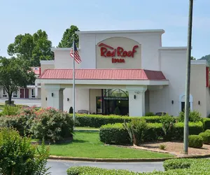 Photo 2 - Red Roof Inn Dalton