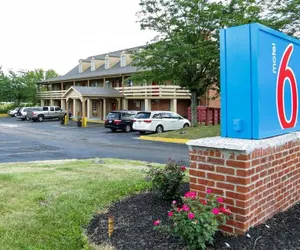 Photo 2 - Motel 6 - Dayton, OH