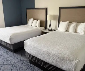 Photo 3 - Baymont by Wyndham Columbia, MO