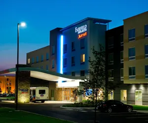 Photo 2 - Fairfield Inn & Suites by Marriott Columbus Airport