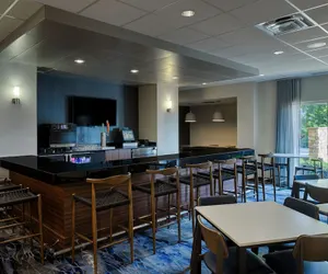 Photo 5 - Fairfield Inn & Suites by Marriott Columbus Airport
