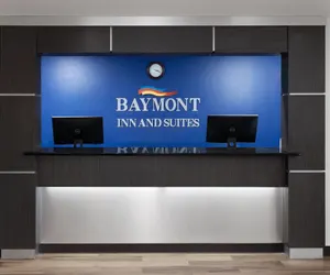Photo 3 - Baymont by Wyndham Green Bay
