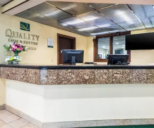 Photo 4 - Quality Inn & Suites Lacey Olympia