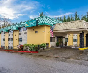 Photo 2 - Quality Inn & Suites Lacey Olympia