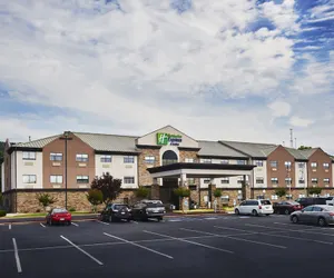 Photo 2 - Holiday Inn Express & Suites Birmingham South - Pelham by IHG