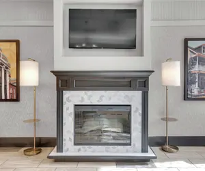 Photo 4 - Best Western Plus The Charles Hotel