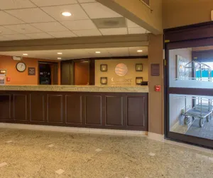 Photo 3 - Comfort Inn & Suites Evansville Airport