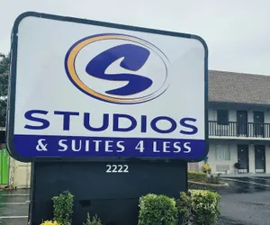 Photo 2 - STUDIOS & SUITES 4 LESS CHESAPEAKE