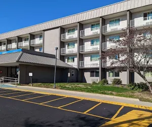 Photo 2 - Motel 6 Danvers, MA - Boston North