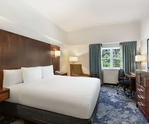 Photo 5 - Doubletree by Hilton Cape Cod - Hyannis