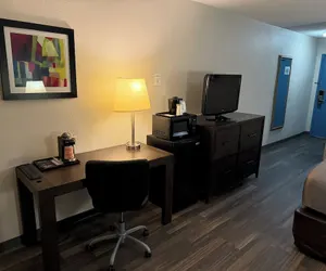 Photo 5 - Quality Inn and Suites Livonia