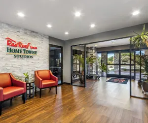 Photo 5 - HomeTowne Studios by Red Roof Ridgecrest