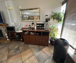 Photo 5 - Hotel Red Rose by Townhouse Covington I-64