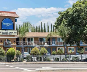 Photo 2 - Rodeway Inn Escondido Downtown