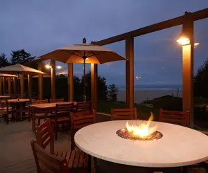 Photo 2 - Best Western Plus Agate Beach Inn