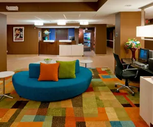 Photo 4 - Fairfield Inn by Marriott East Rutherford Meadowlands