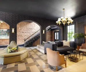 Photo 3 - Garden District Hotel