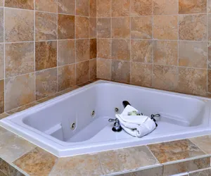 Photo 5 - Holiday Inn Express and Suites Indianapolis W- Airport Area by IHG