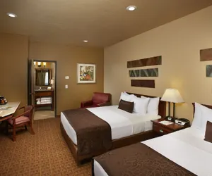 Photo 4 - Sedona Real Inn & Suites