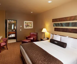 Photo 2 - Sedona Real Inn & Suites